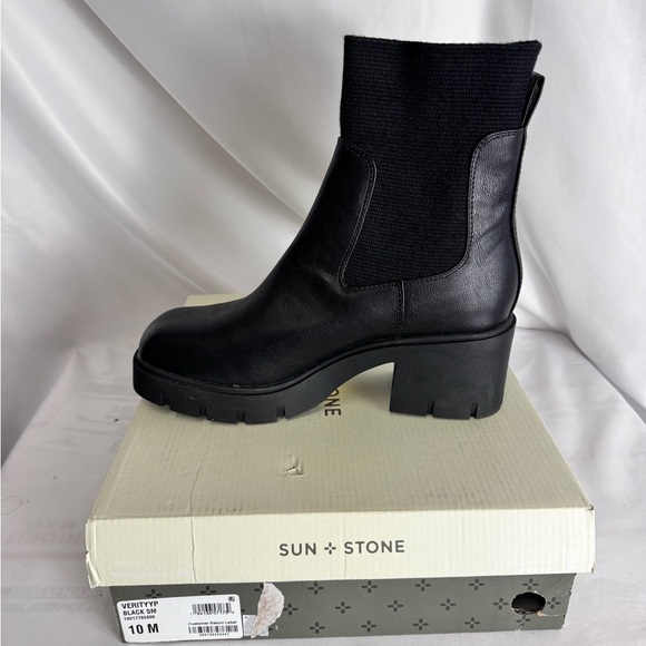 Sun + Stone Women's‎ Black Ankle Boots - Picture 2 of 5
